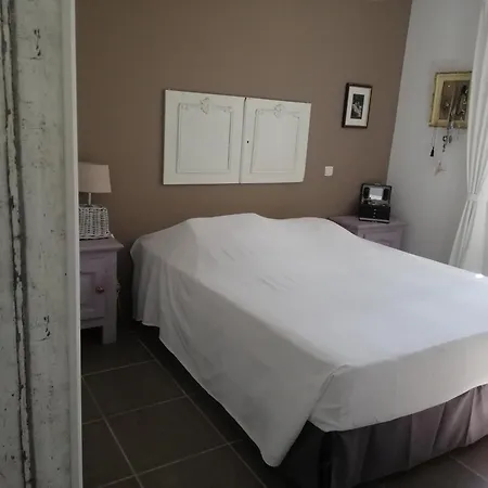 Entre Pont Du Gard Et Uzes Holiday home *